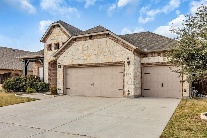 Property Photo: 519 Brook Drive TX 75409