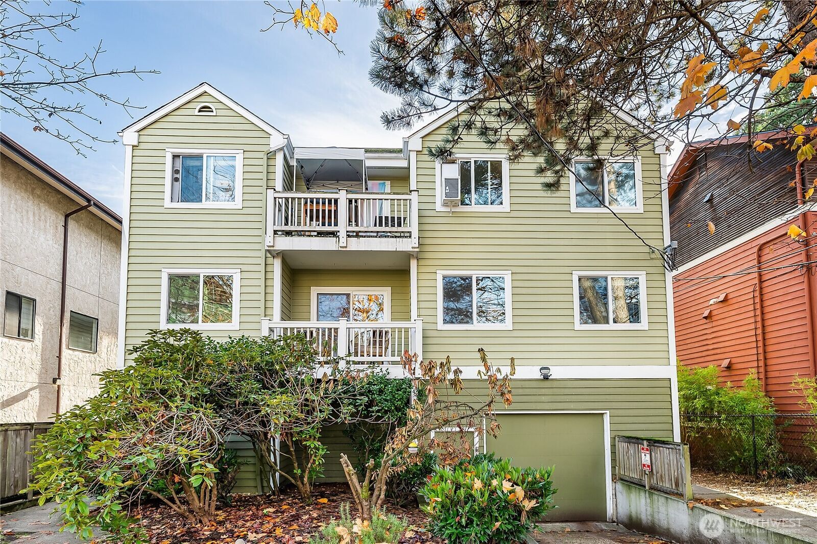 Property Photo: 1519 NW 59th Street 101 WA 98107