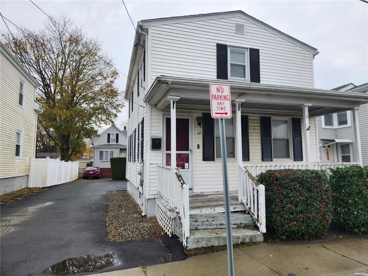 17 Rock Street  Bristol RI 02809 photo