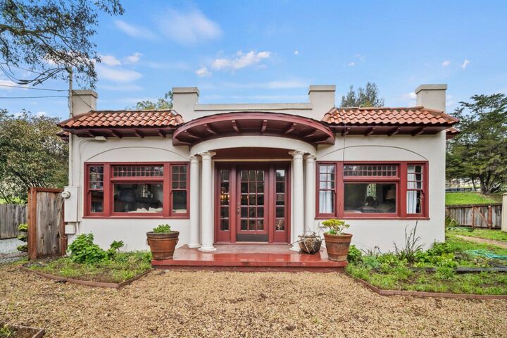 Property Photo:  73 Echo Valley Road  CA 93907 