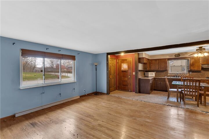 Property Photo: 1101 Martin Ave PA 15068