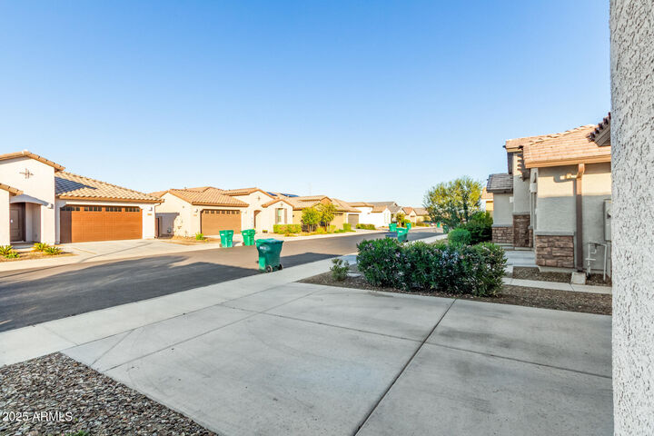 Property Photo: 17045 W Echo Lane AZ 85355