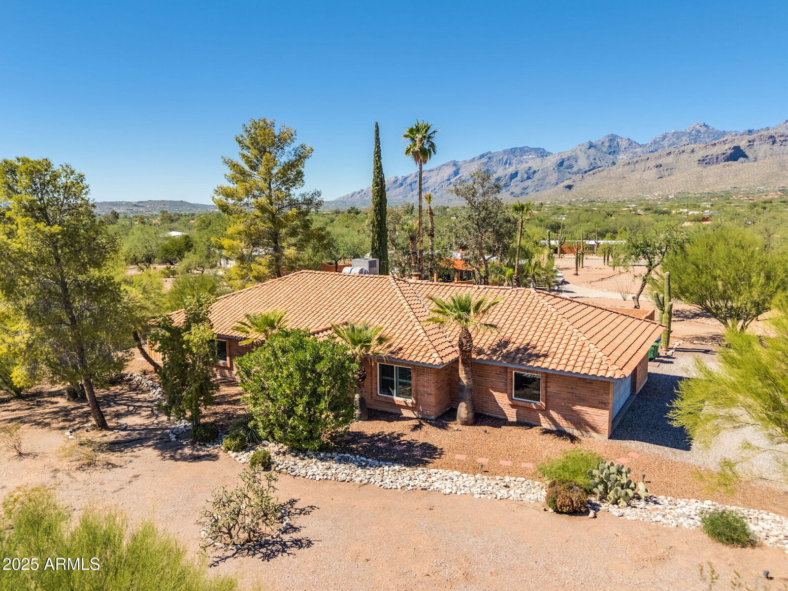 Property Photo:  4205 N Avenida De Pimeria Alta --  AZ 85749 