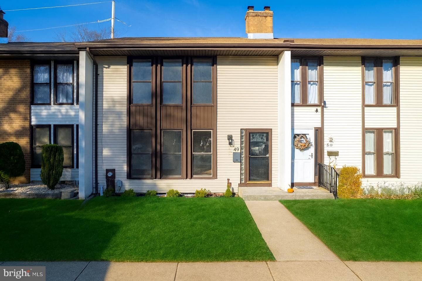 Property Photo:  49 Twin Rivers Dr N  NJ 08520 