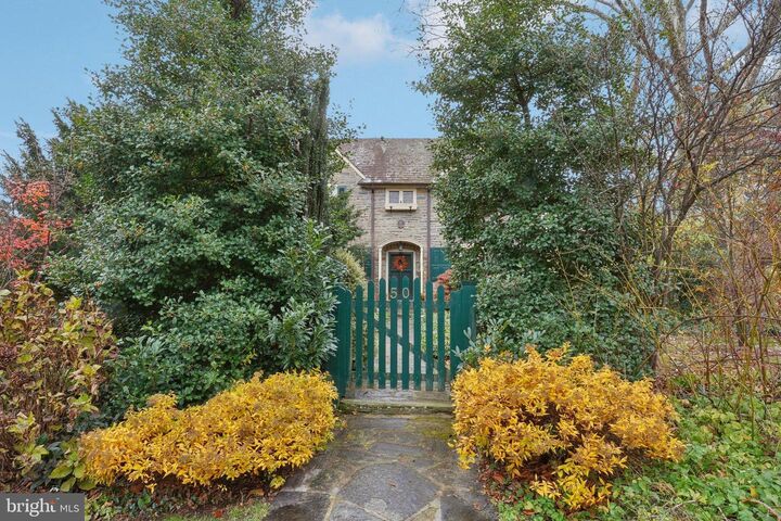 Property Photo:  8720 Prospect Avenue  PA 19118 