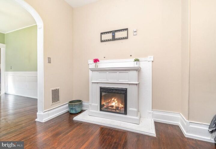 Property Photo: 1820 Regina Street PA 17103