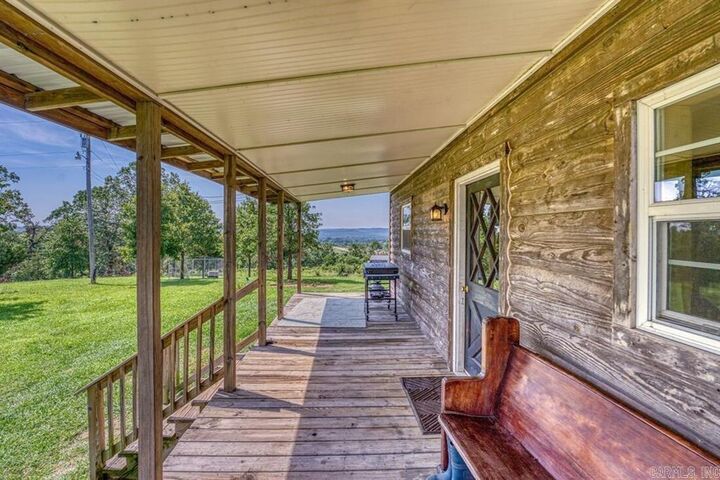Property Photo: 552 Deer Meadowns Lane AR 72687