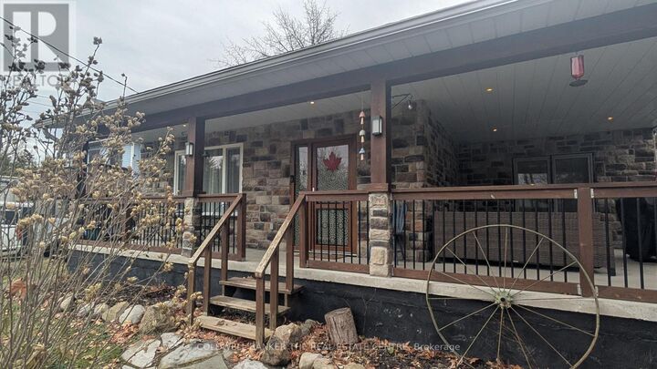 Property Photo:  247 Poplar Avenue  ON L0K 1R0 