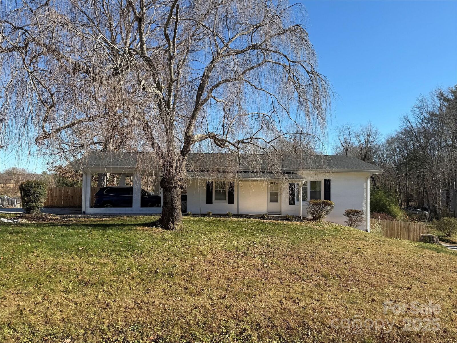 Property Photo:  401 Bradshaw Avenue  NC 28792 