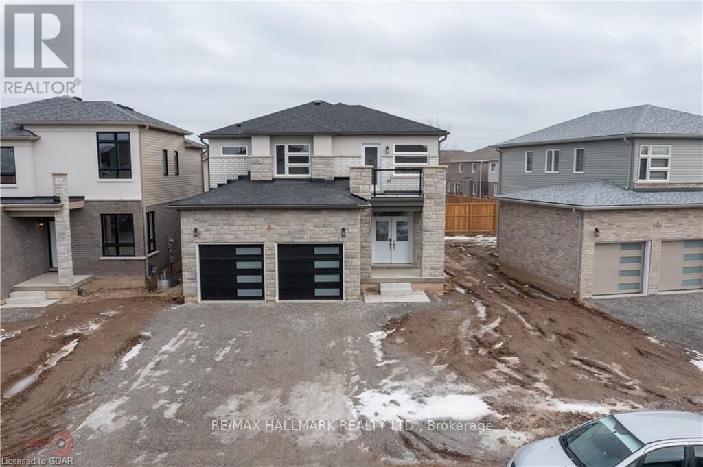 Property Photo: 7871 Seabiscuit Drive ON L2H 3T9