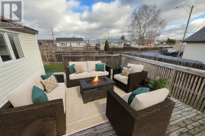 Property Photo:  8 Elliot Street  ON P0V 1L0 