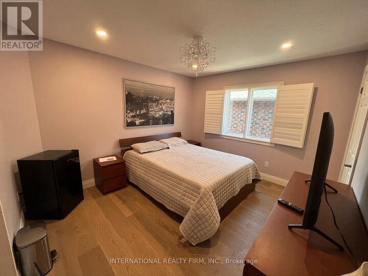 Property Photo: 113 Whitefish Crescent ON L8E 0A6