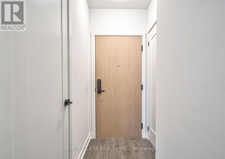 Property Photo: 5 Defries Street 1005 ON M5A 0W7