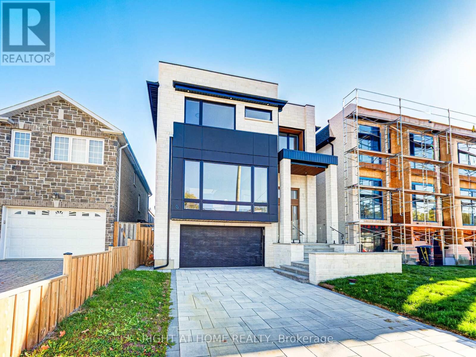 Property Photo:  67 Bexhill Avenue  ON M1L 3B7 