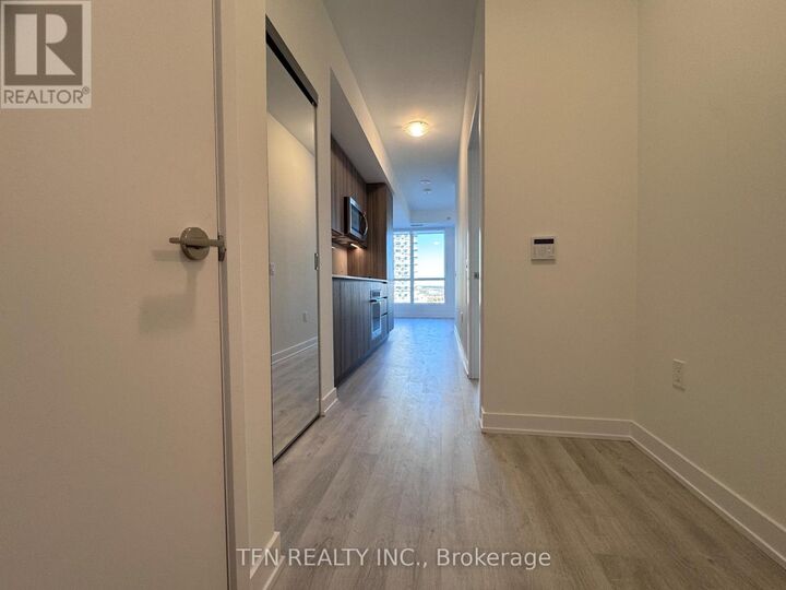 Property Photo:  15 Richardson Street 1611  ON M5A 0Y5 