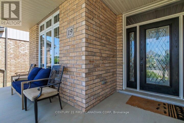 Property Photo:  19 St.andrews Drive  ON N5R 0G4 