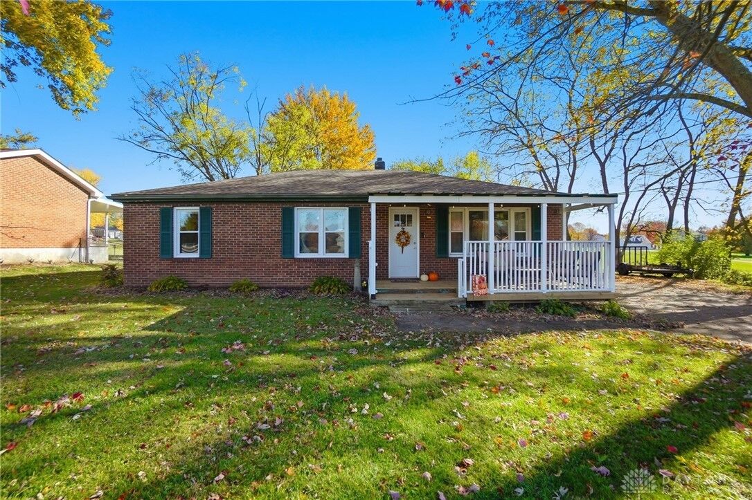 Property Photo: 3020 N State Route 48 OH 45036