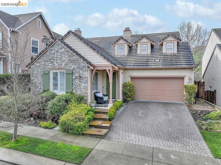 Property Photo: 4072 Summer Gate Ave CA 94591