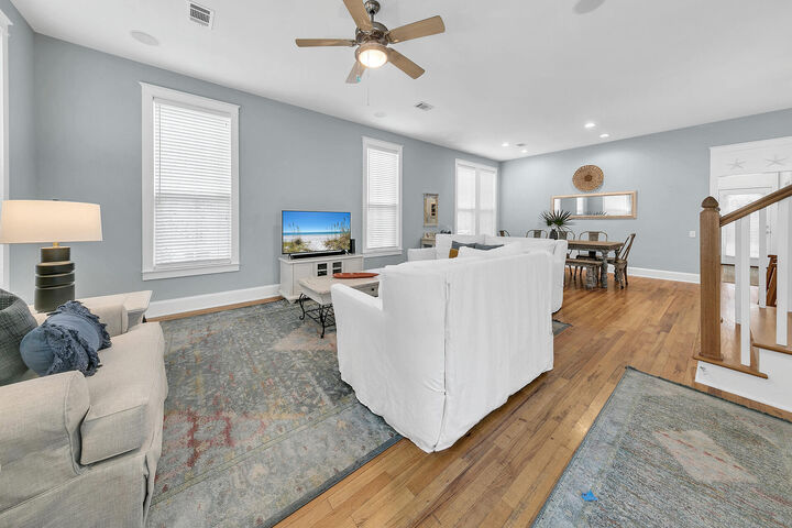 Property Photo:  34 N Ryan Street  FL 32459 