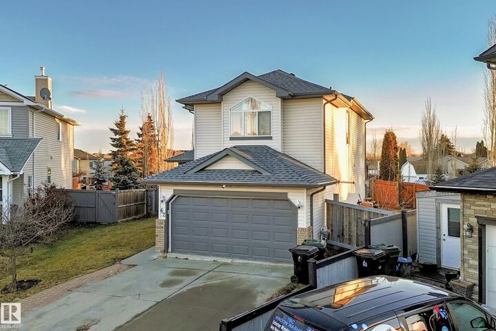 Property Photo:  62 Greystone Crescent  AB T7X 0A7 