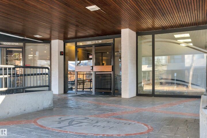 Property Photo: 10045 117 Street NW 506 AB T5K 1W8