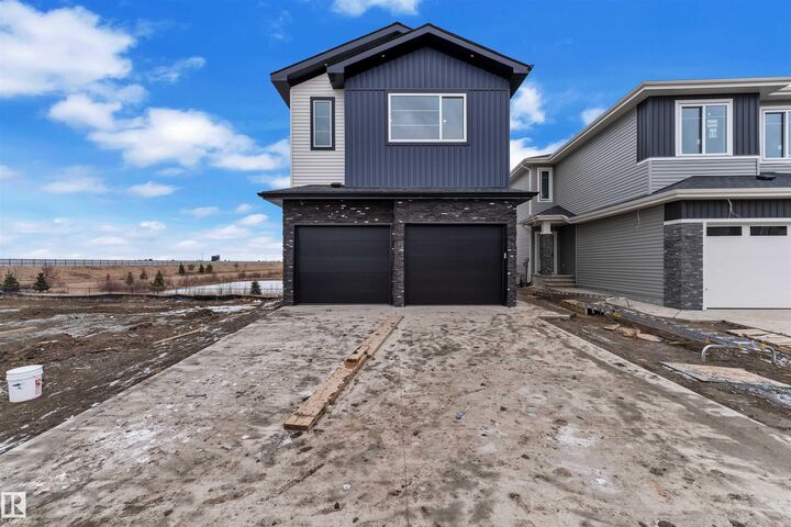 Property Photo:  21 Axelwood Crescent  AB T7X 3C6 