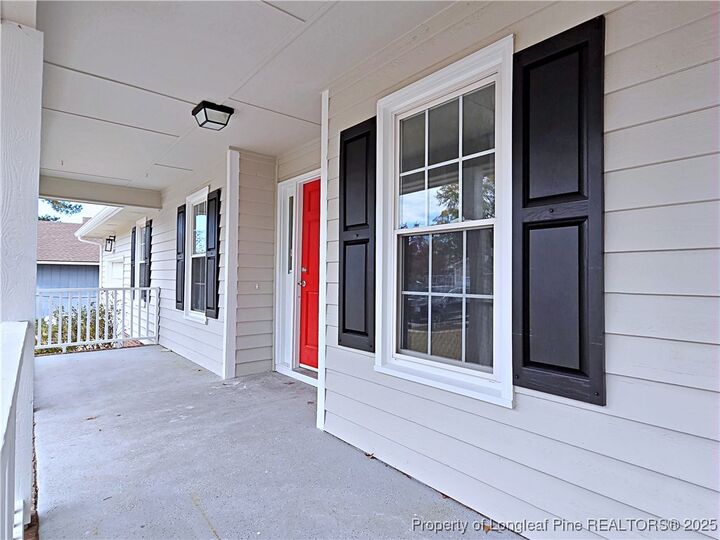 Property Photo:  6955 Calamar Drive  NC 28314 