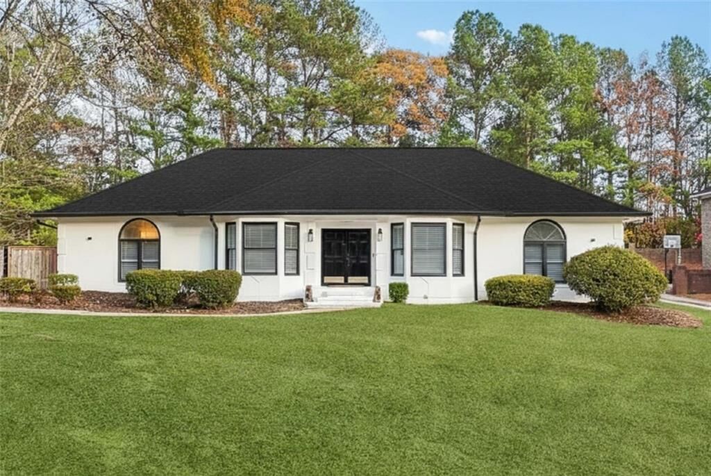 Property Photo: 4985 Cascade Overlook SW GA 30331