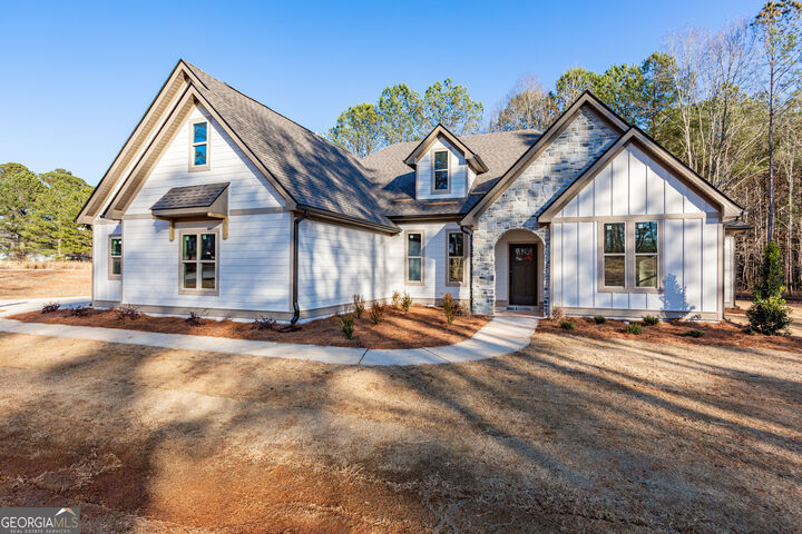 Property Photo: 181 Hidden Meadows Drive GA 30218