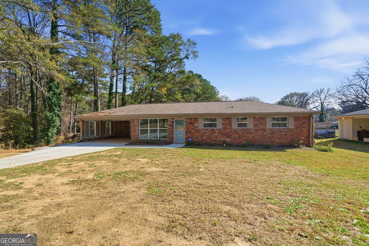 Property Photo:  191 Pine Street NE  GA 30213 