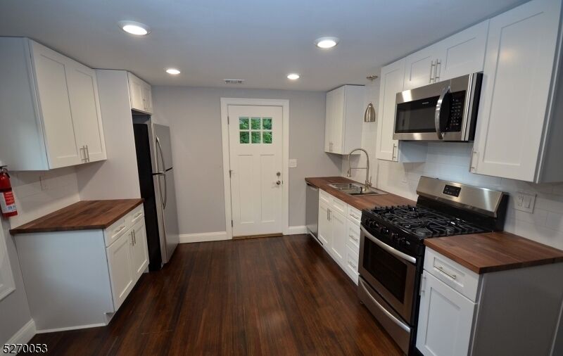 Property Photo: 69 Rose Ave NJ 07081