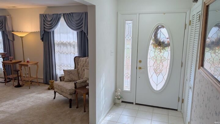 Property Photo:  915 Summit Avenue  IN 46714 