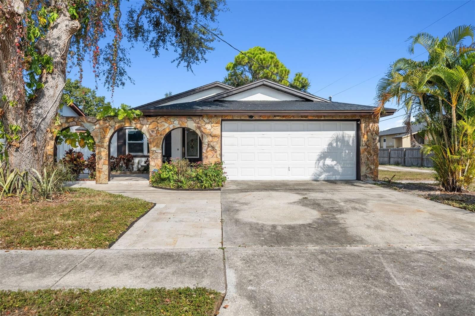 Property Photo:  10187 122nd Avenue  FL 33773 