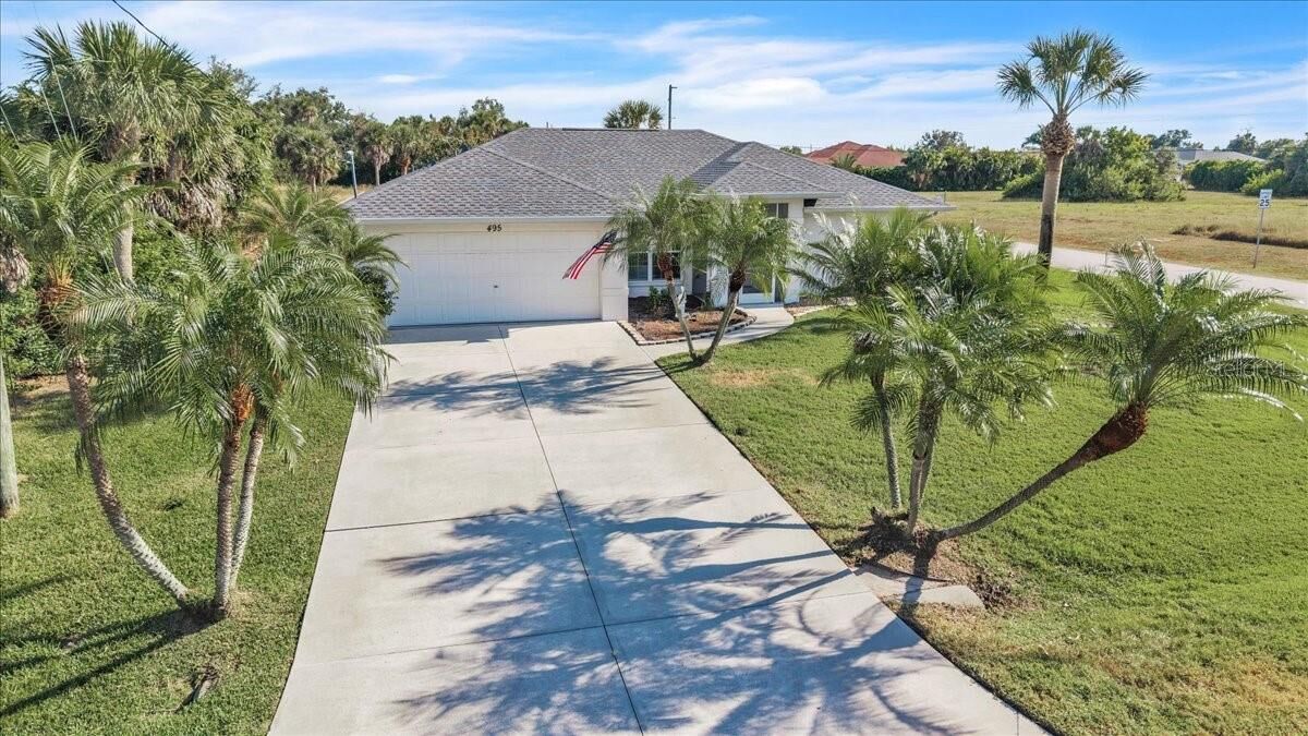 Property Photo:  495 Sweetwater Drive  FL 33947 