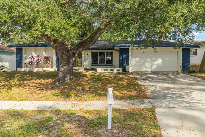 617 Riverview Avenue  Altamonte Springs FL 32714 photo