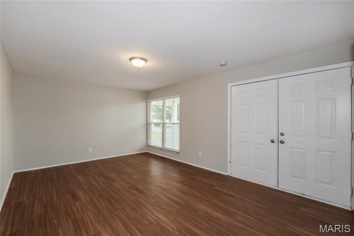 Property Photo:  1398 Brenthaven Lane  MO 63031 