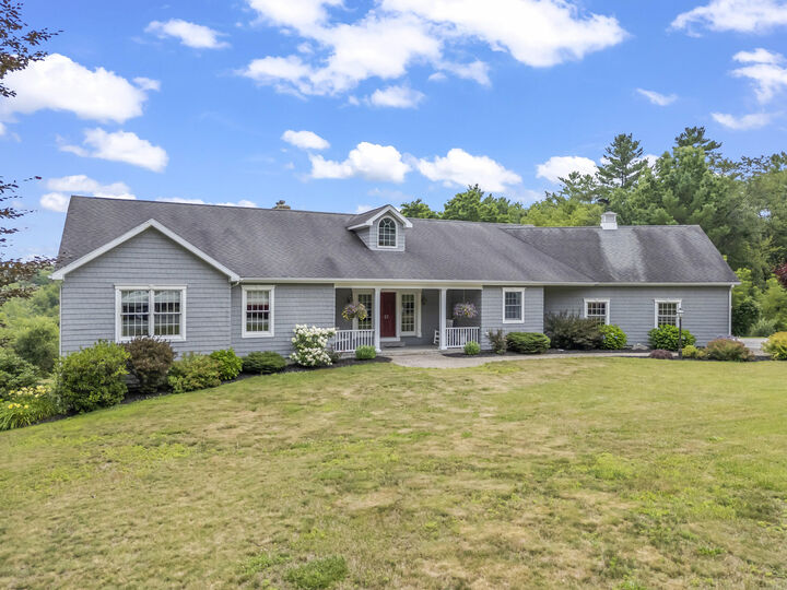 27 Rejane Avenue  Lewiston ME 04240 photo