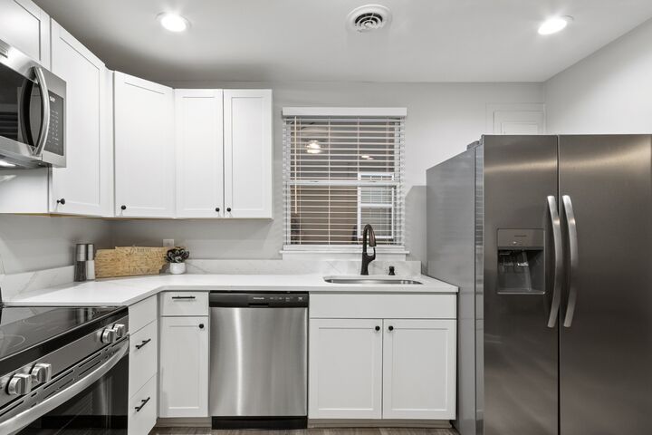 Property Photo: 5920 Carl Pl TN 37209