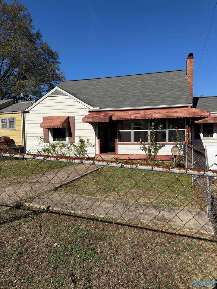 Property Photo:  1218 Kentucky Ave  AL 35903 