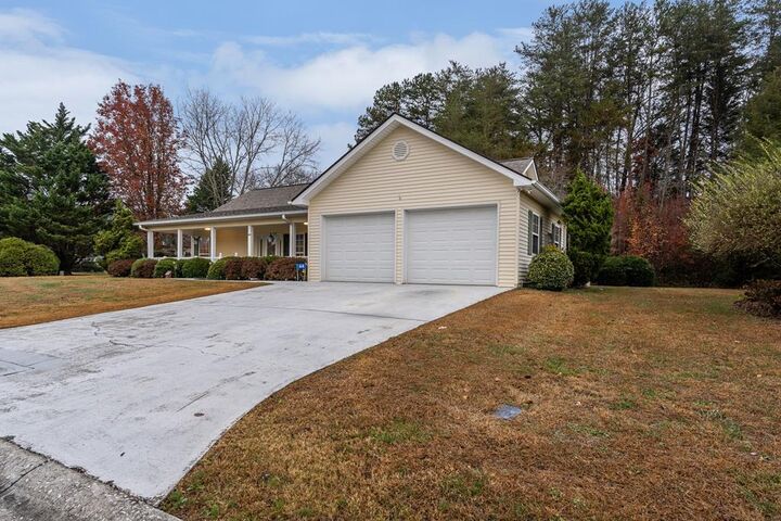 Property Photo:  64 Morning View Place  GA 30513 