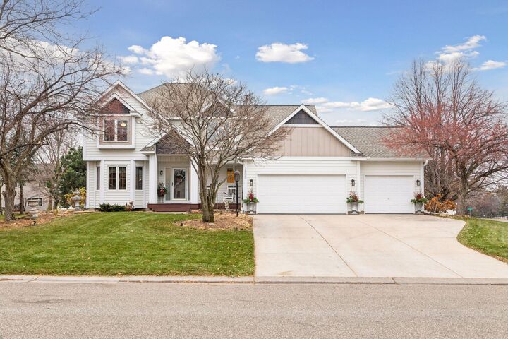 3800 Jamestown Curve  Woodbury MN 55129 photo