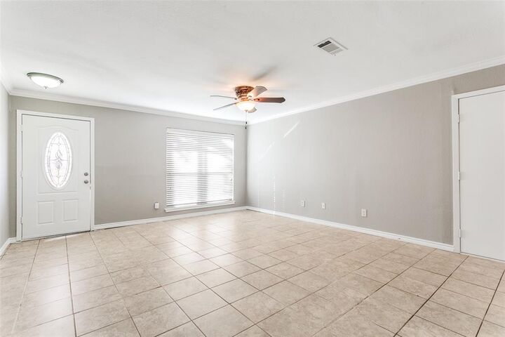 Property Photo:  845 Lovers Lane  TX 76051 