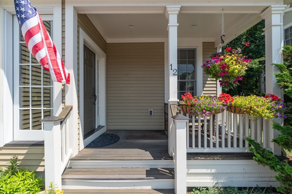 Property Photo:  12 Wallis Dr 12  MA 01984 