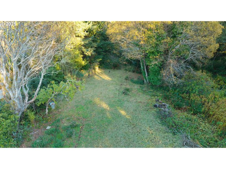 Property Photo:  Washington St  OR 97465 