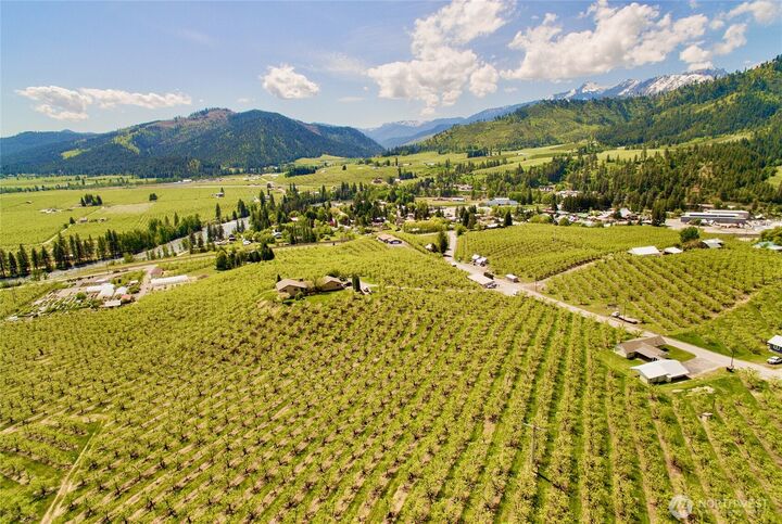 Property Photo:  8480  Larson Road  WA 98847 