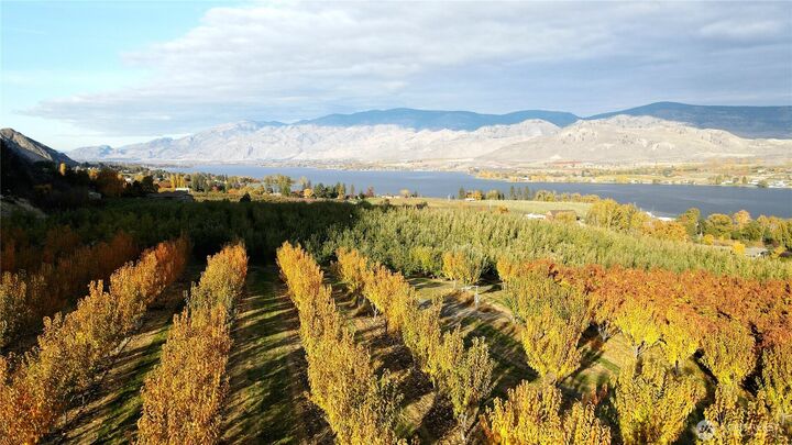 Property Photo:  1  Tom Dull Road  WA 98844 