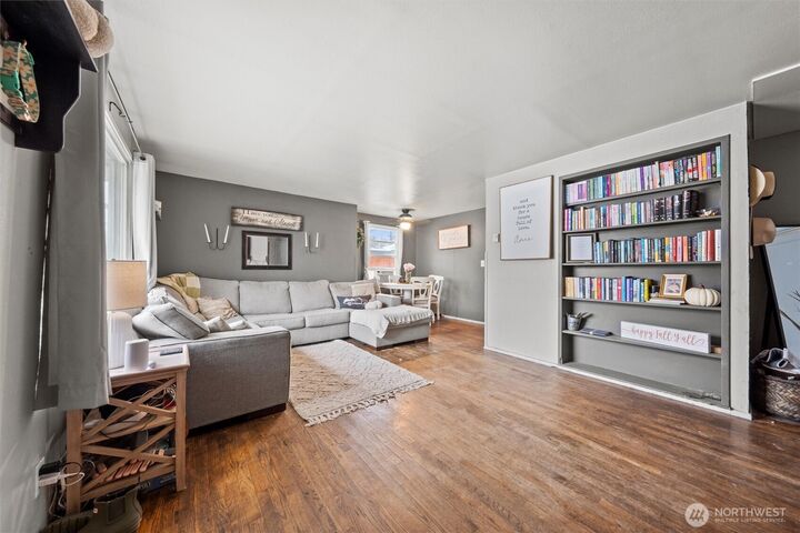 Property Photo:  71  Ivy Street NE  WA 98823 