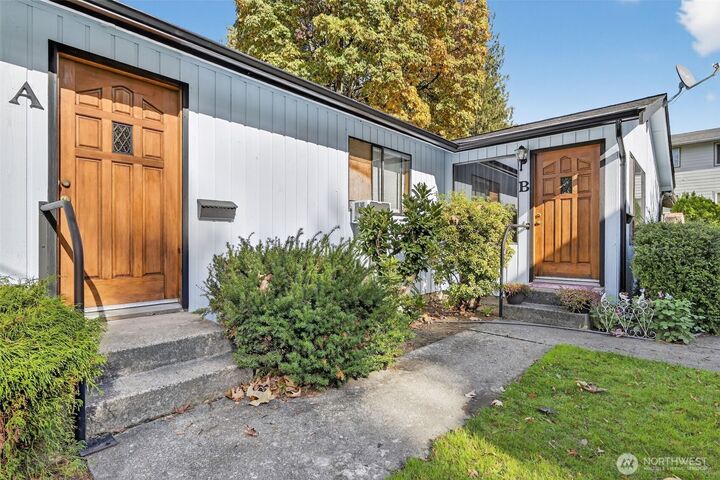 Property Photo:  410  10th Street  WA 98264 