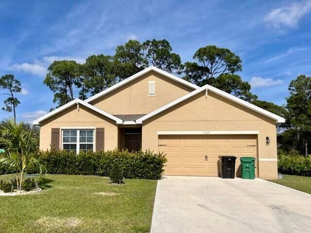 Property Photo: 1117 SW Goodman Avenue FL 34953
