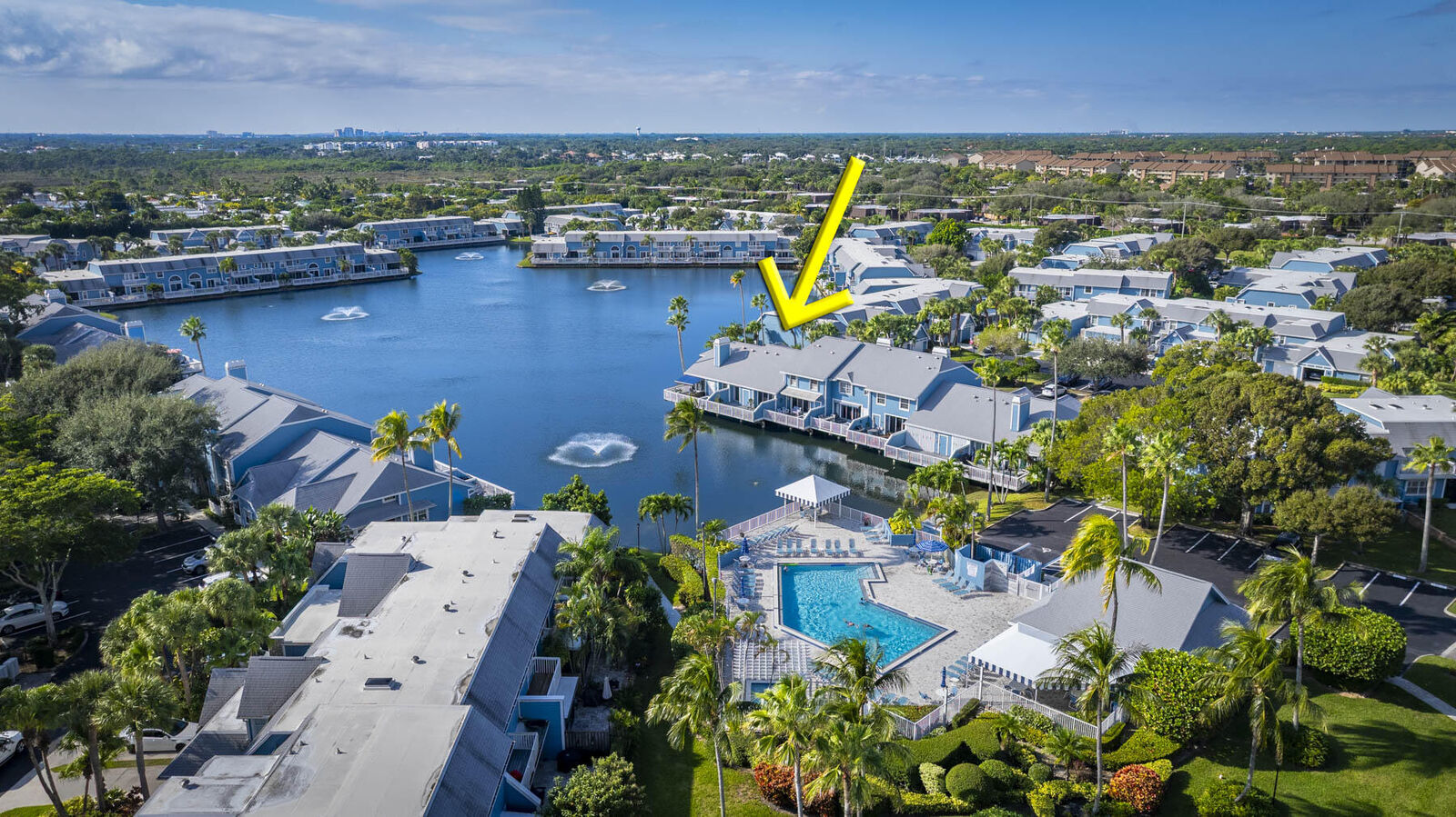 Property Photo: 1513 Ocean Dunes Circle FL 33477